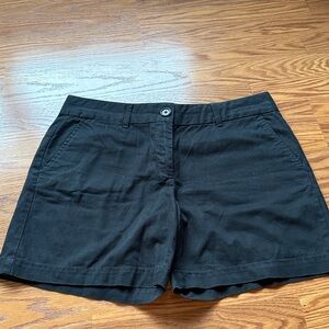 LOFT Black 6 in Shorts